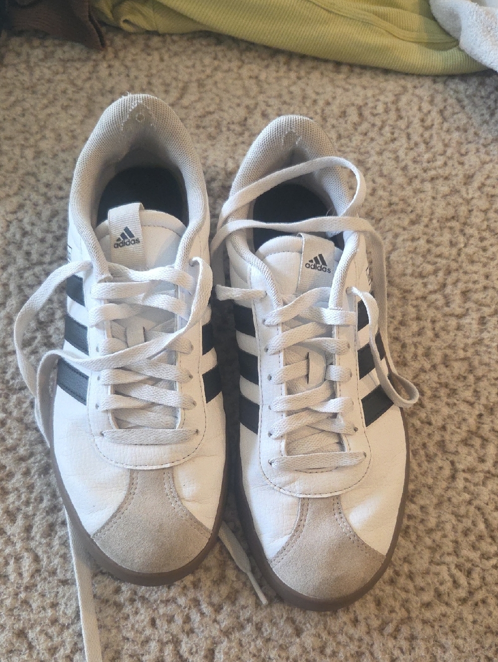 adidas White Sneakers with Black Stripes and Gum Sole